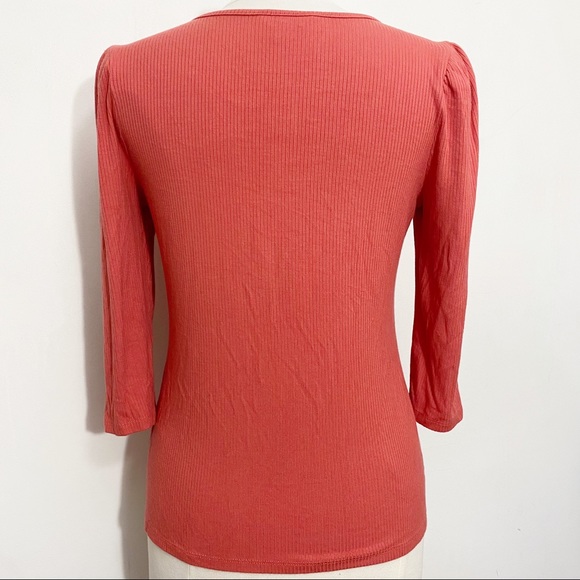 TIME and TRU rib knit round neck puff shoulder slight shoulder pad top M - Picture 5 of 8